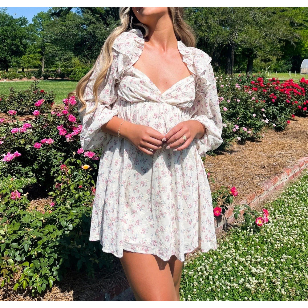 Storia NWT Cream Floral Embroidered V Neck Babydoll Mini Dress S Puff Sleeves